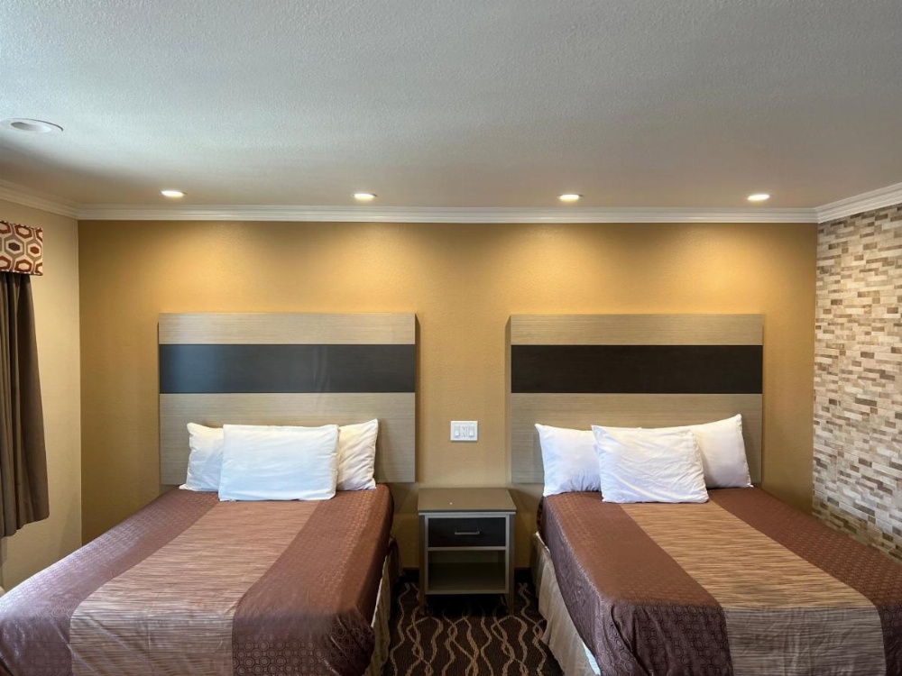Walnut Inn & Suites West Covina Image 17